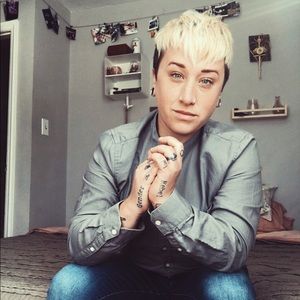 Meet your Posher, Megan